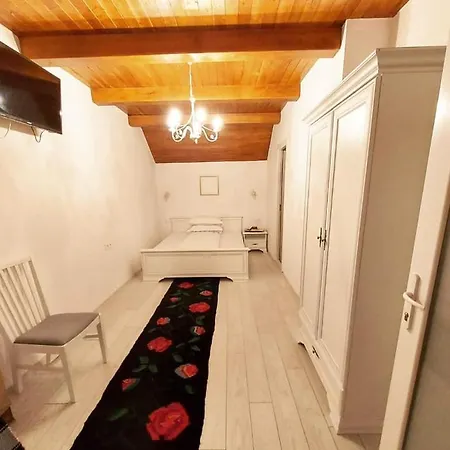 Conacul Birtoc Valeni (Maramures)